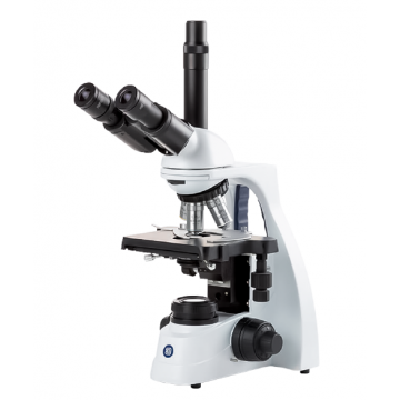 Microscopio trinocular...